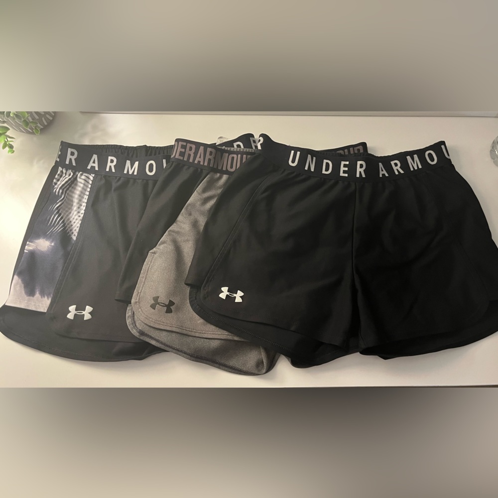 3 under armour athletic shorts